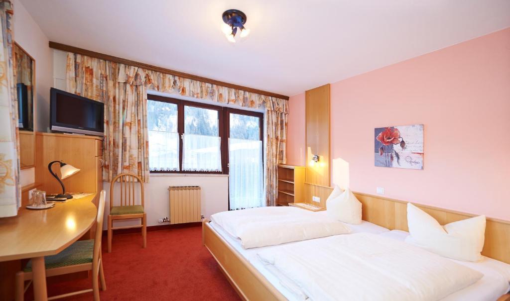 Gaestehaus Emmi ไคลนาร์ล ภายนอก รูปภาพ